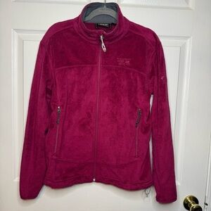 Mountain Hardwear Woman’s Zip Up Fleece Jacket Size Medium Raspberry Color GUC